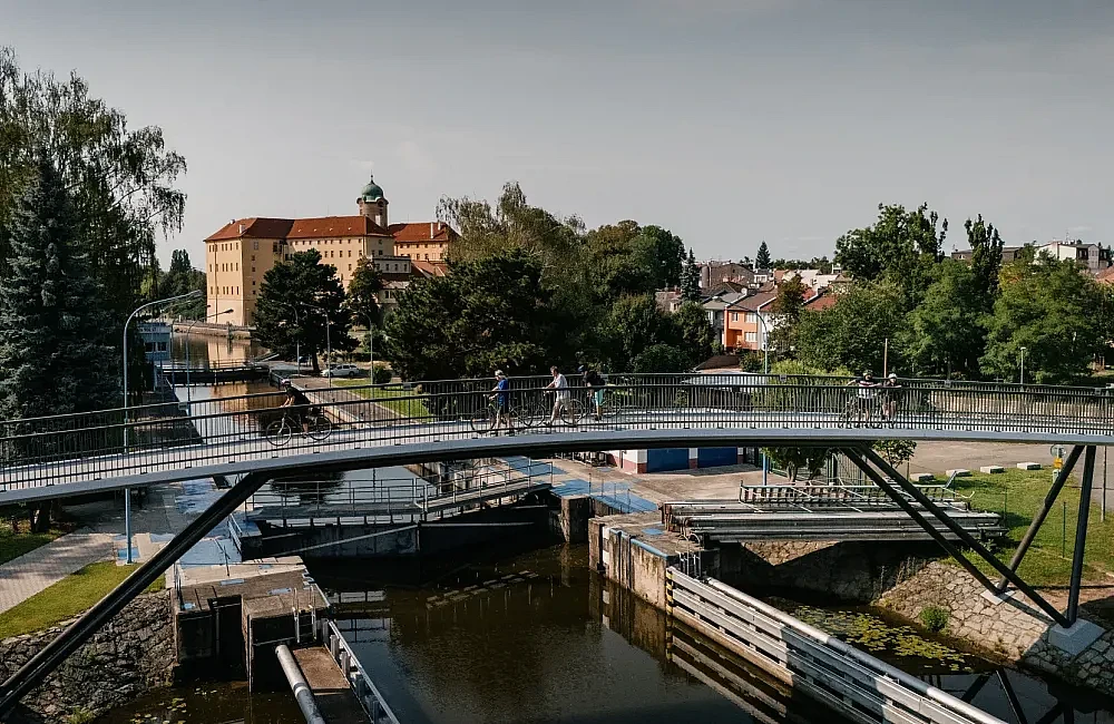 Poděbrady Region – Spa Elegance and the Cinematic Magic of Many Genres