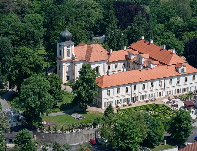 Loučeň Castle - Maxmilian Lifestyle Resort Castle Hotel