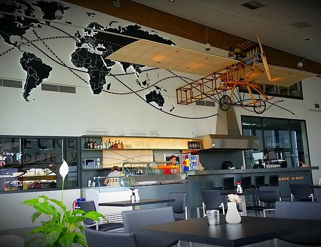 Hangár Café