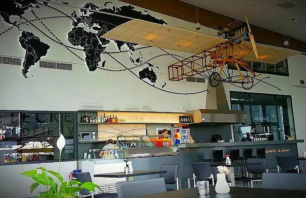 Hangár Café