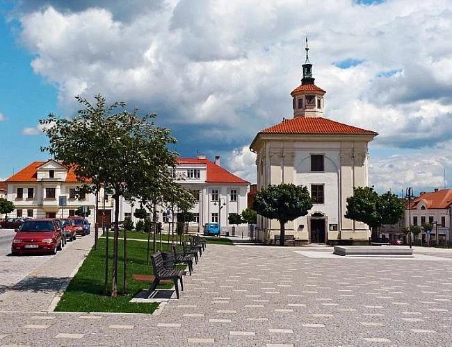 Na kole z Neratovic do Benátek nad Jizerou