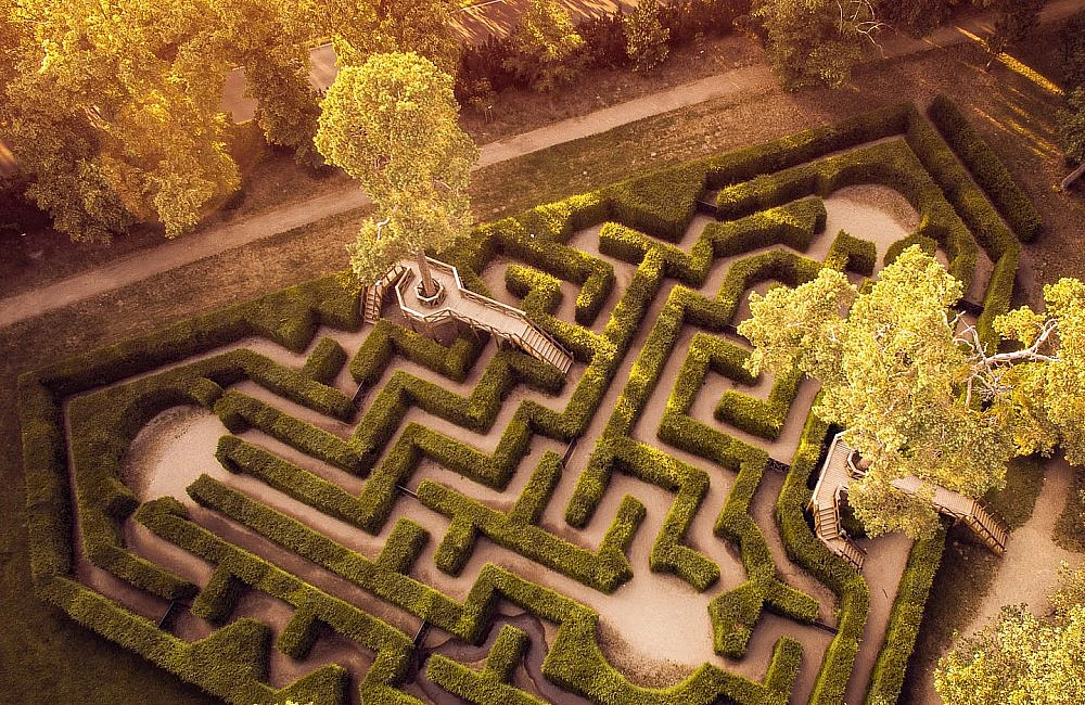 Labyrinths and mazes at Loučeň Castle