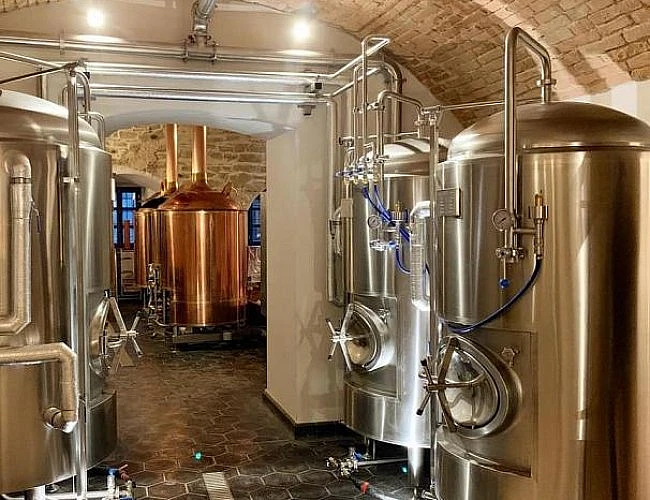 eMBe pivovar a restaurace