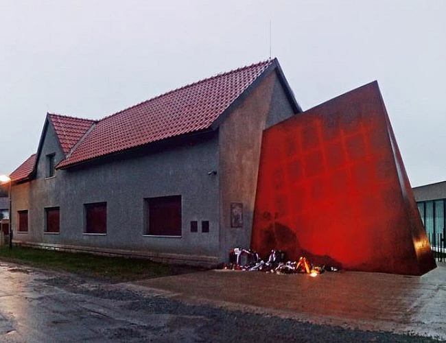 Na kole z Neratovic do Benátek nad Jizerou