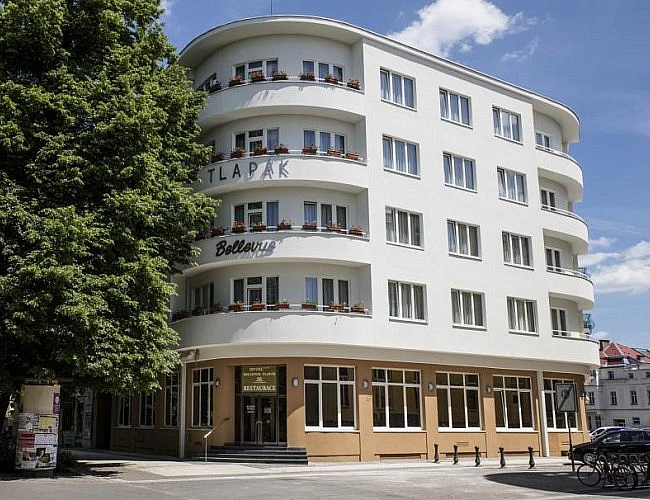 Hotel Bellevue Tlapák