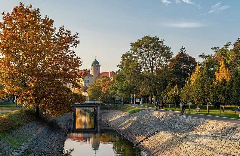 Poděbrady Region – Spa Elegance and the Cinematic Magic of Many Genres
