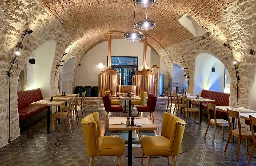 eMBe pivovar a restaurace