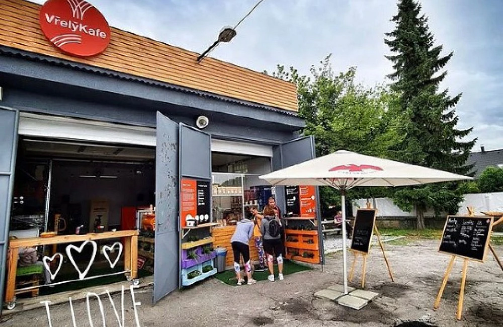 VřelýKafe