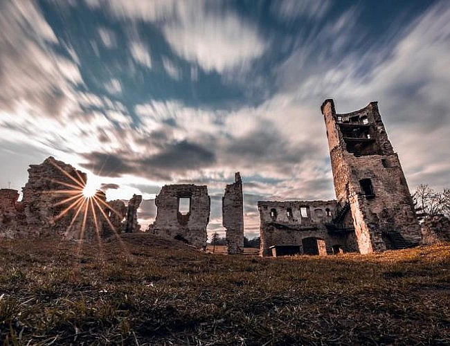 BEZBARIÉROVÝ VÝLET KOLEM ZVÍŘETIC